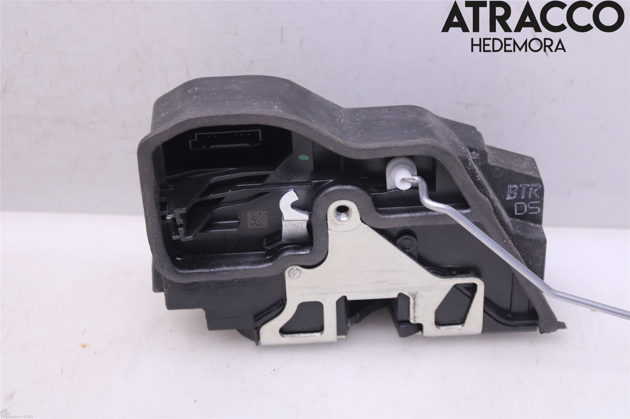 BMW X3 E83     03-10 Låskista-Dörrlås