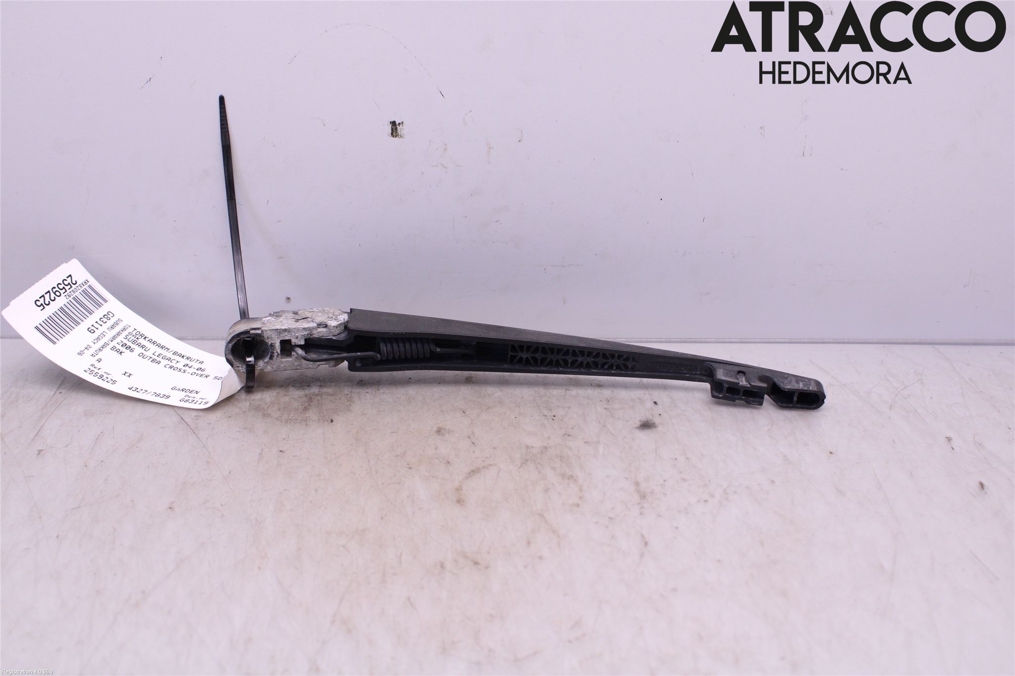 Subaru OUTBACK   04-06 Torkararm-Bakruta