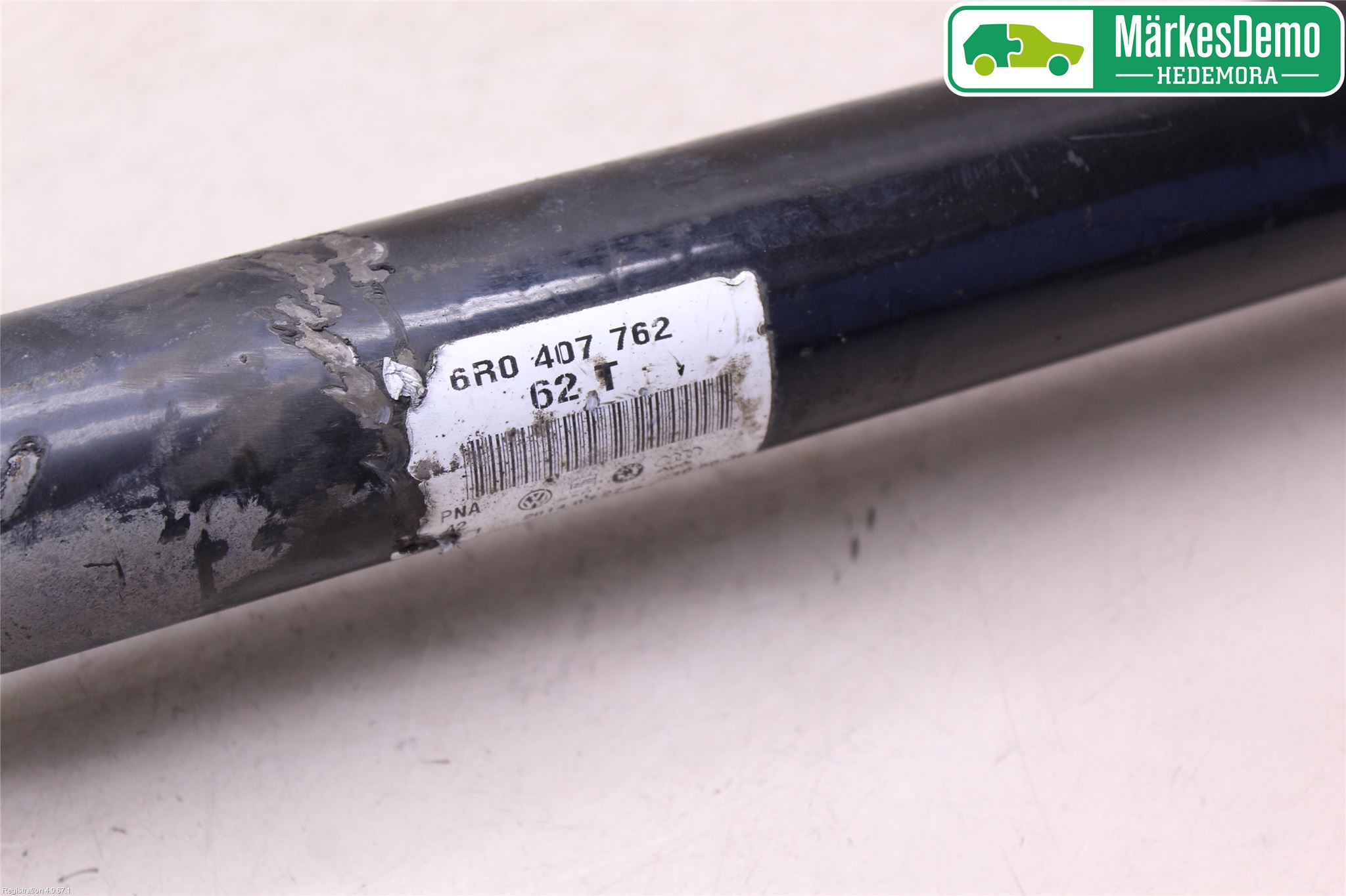 Volkswagen VW POLO 10-17 Drivaxel Fram Höger