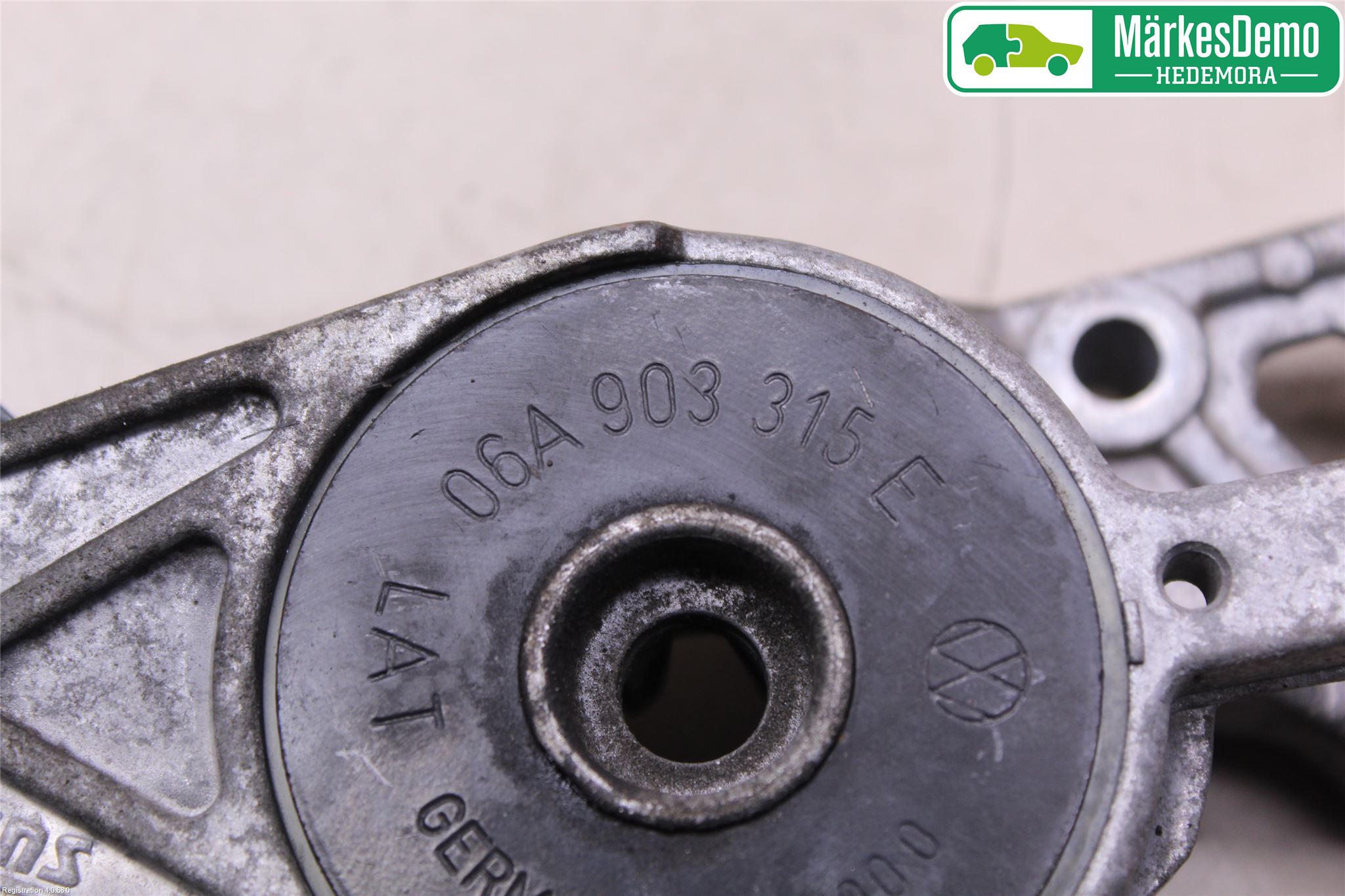 Volkswagen VW GOLF IV 98-06 Remspännare