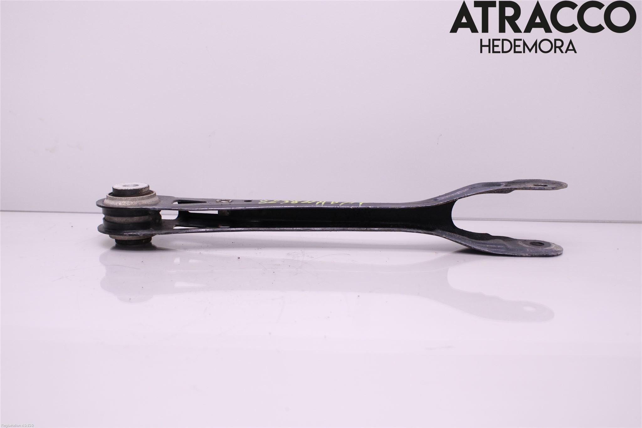 BMW 5 G30/G31/F90 17-23 Bärarm Bak Höger