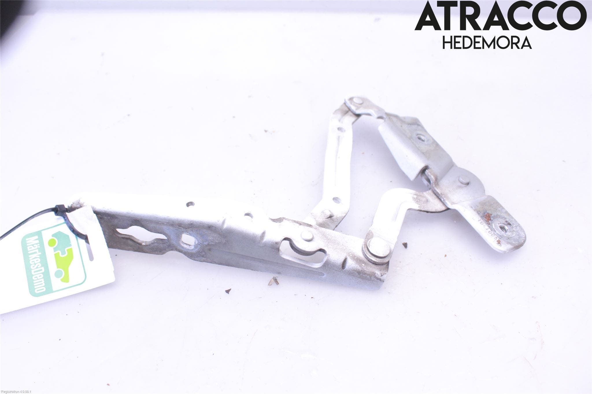 Ford TRANSIT/TOURNEO CONNECT 13-22 Huvgångjärn