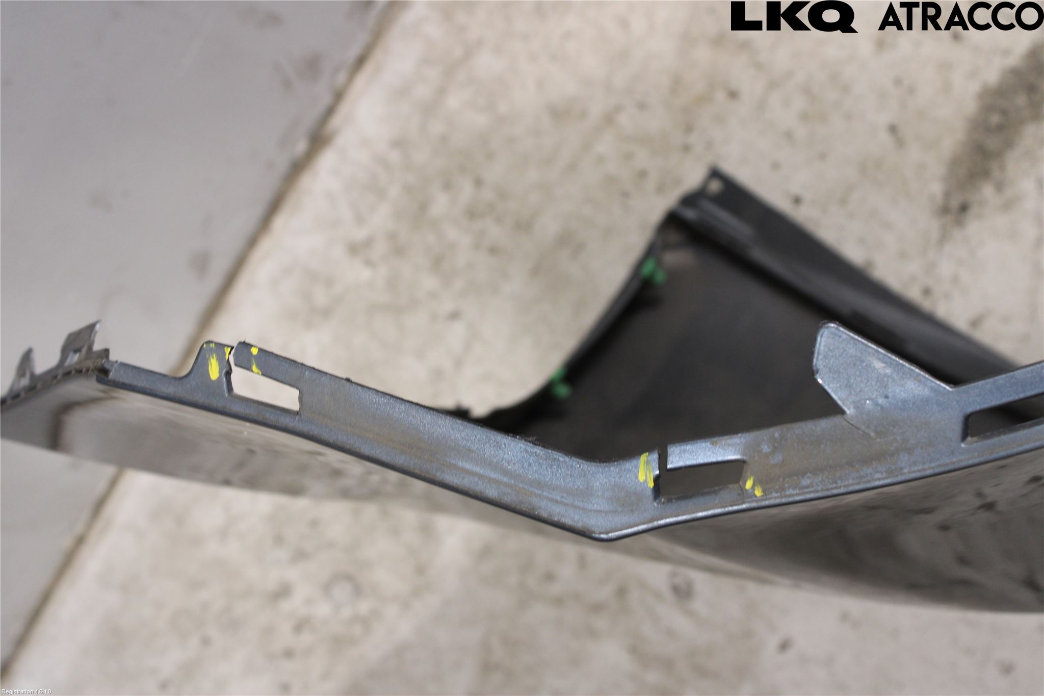 Volvo V40 12-19 Stötfångarbeklädnad Bak