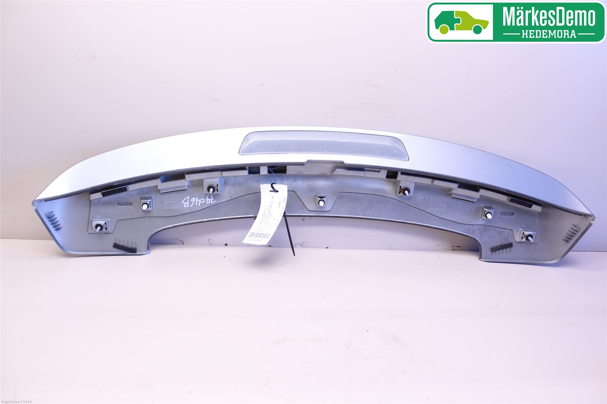 Toyota AVENSIS 16-18 Spoiler Baklucka