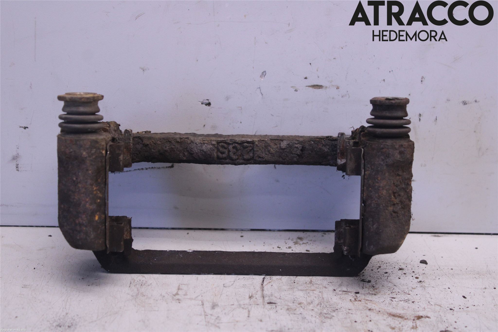 Subaru IMPREZA II  01-02 Bromsokshållare