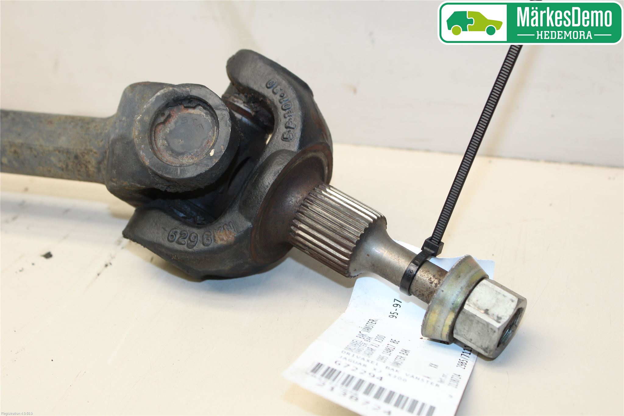 Jaguar XJ X300        95-97 Drivaxel Bak Vänster