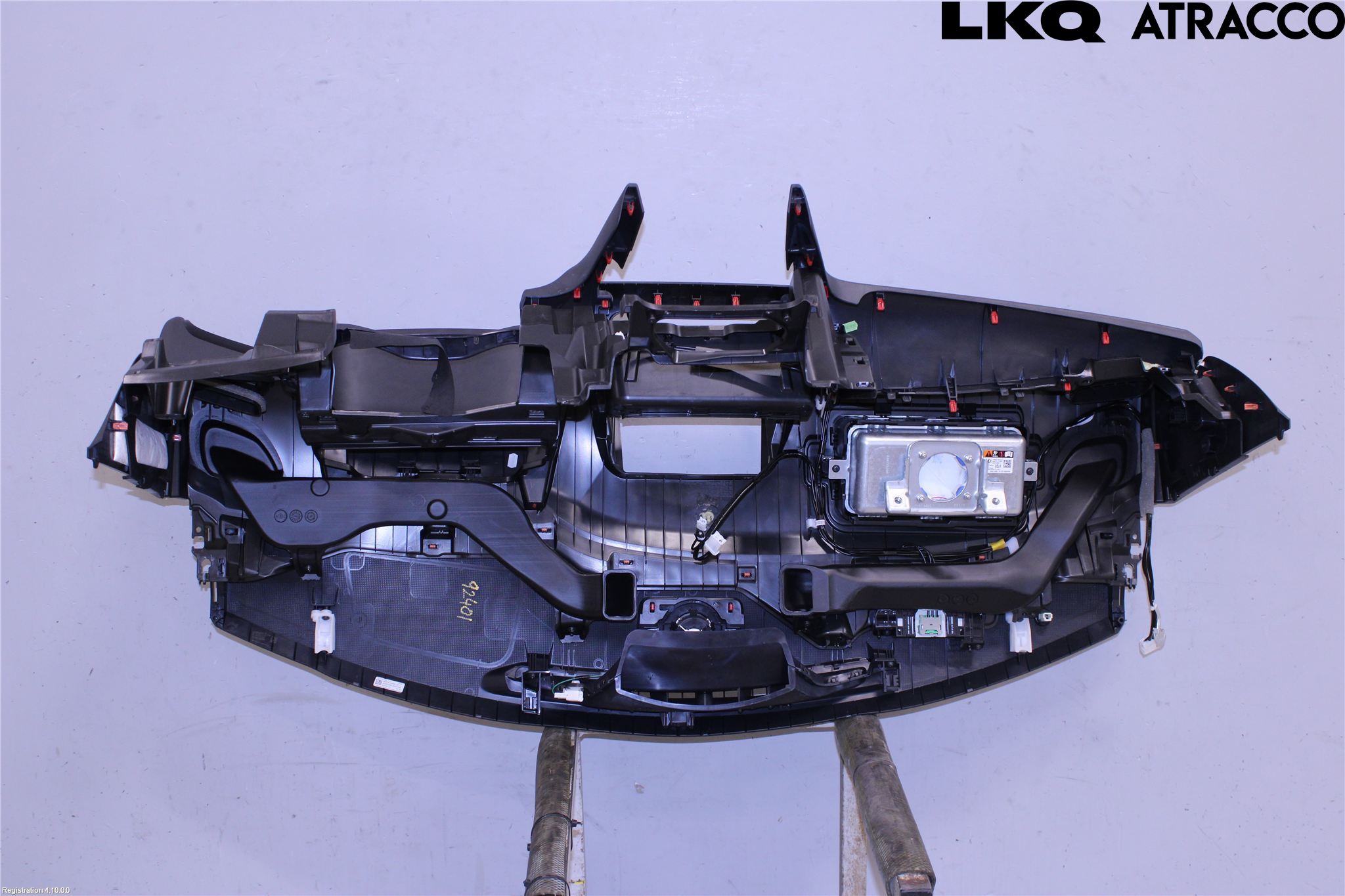 Toyota YARIS CROSS XP21 21- Instrumentbräda