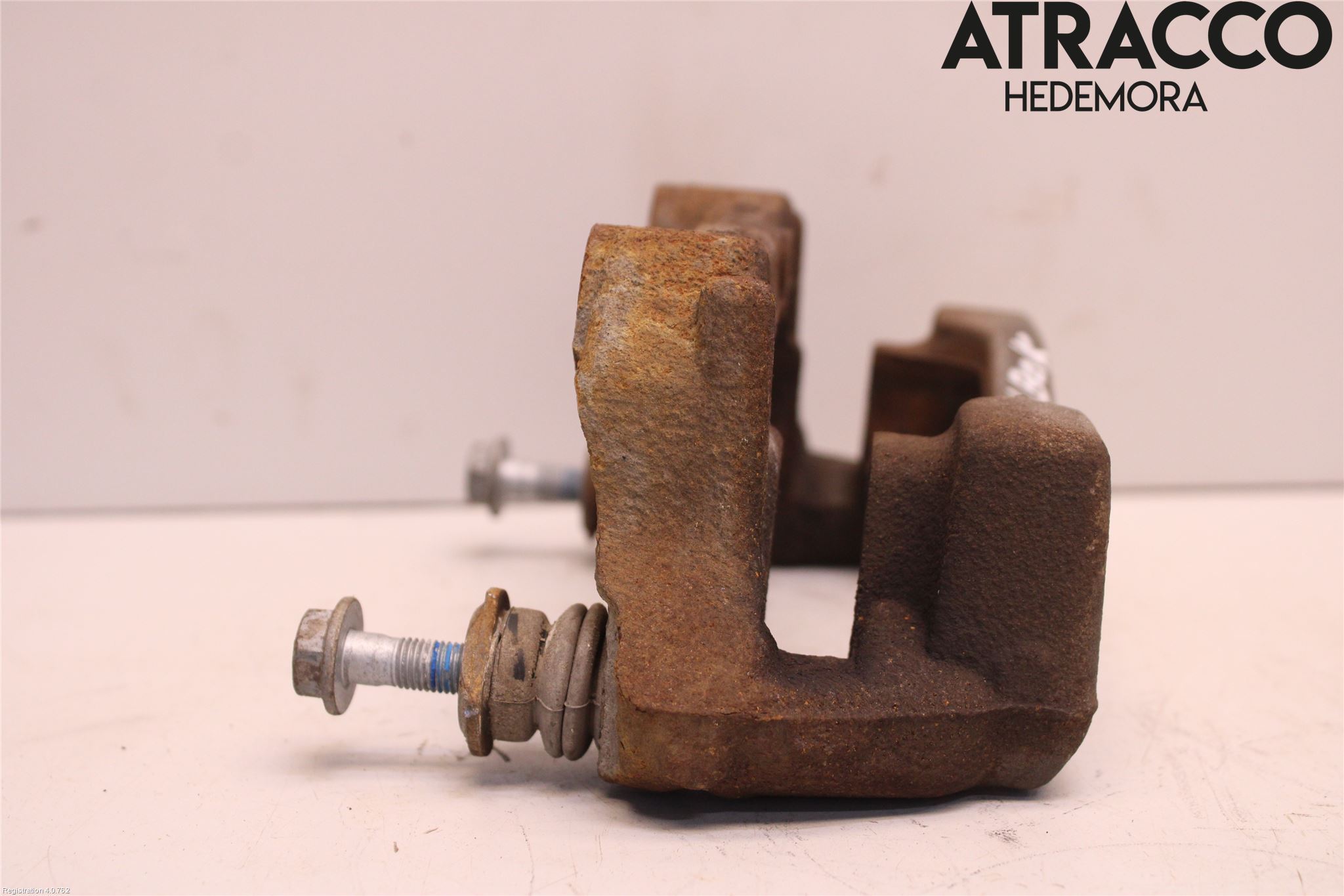 Toyota AURIS 13-19 Bromsokshållare