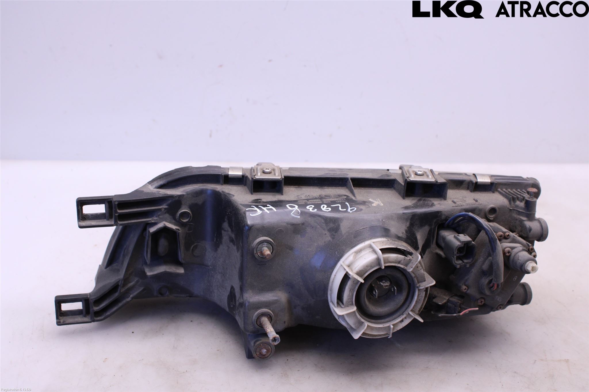 Nissan ALMERA    96-00 Strålkastare Höger