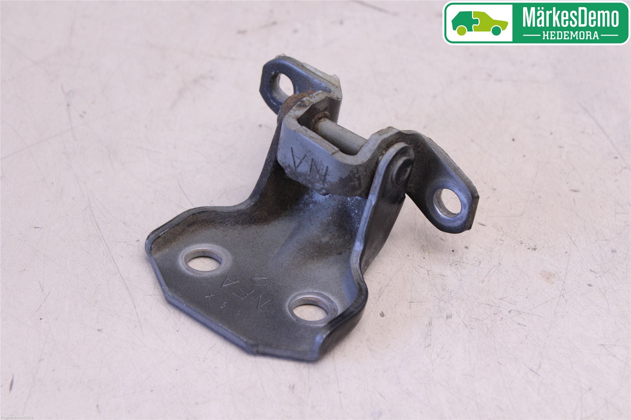 Subaru FORESTER SG 06- Dörrgångjärn