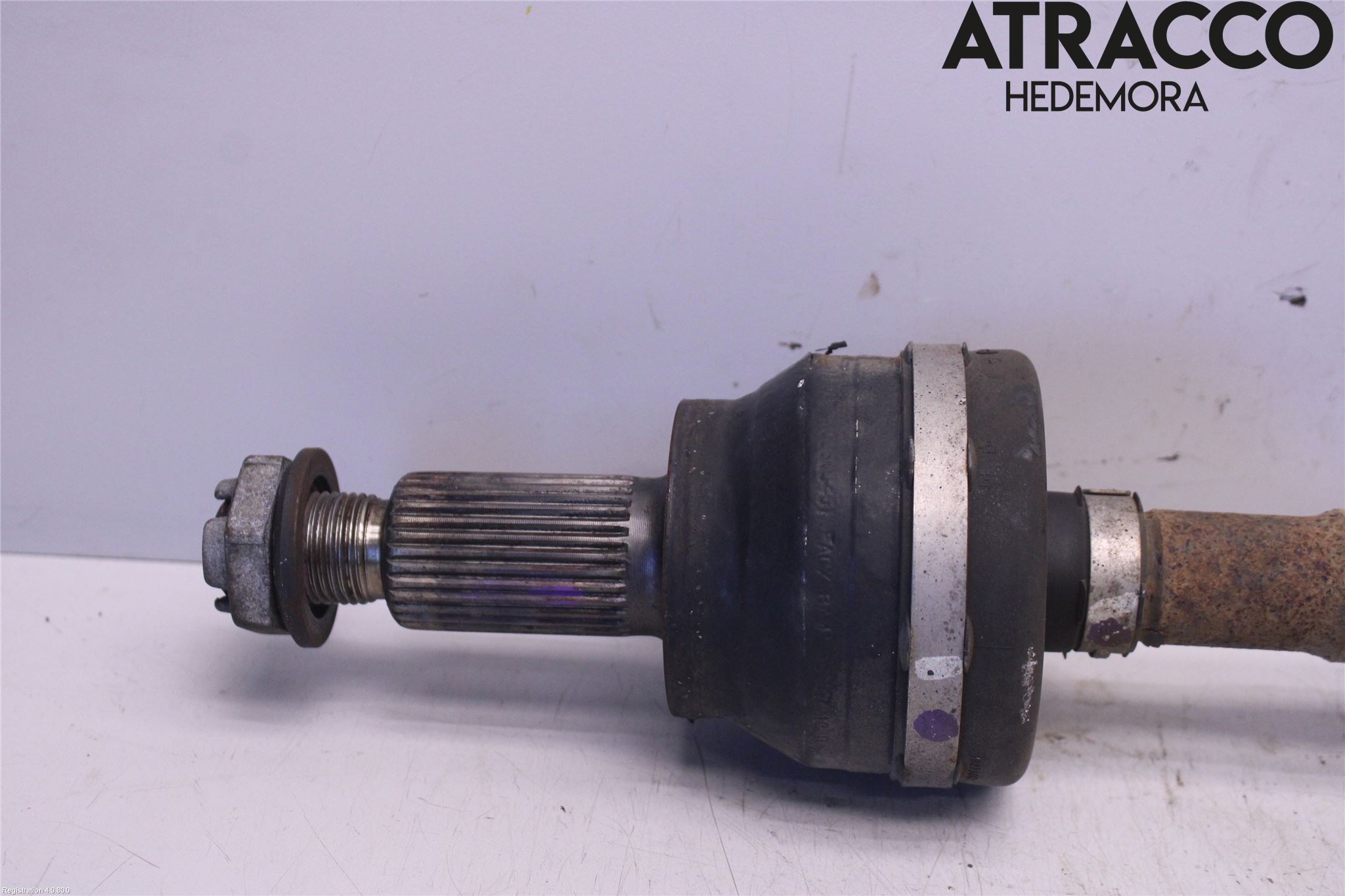 Jaguar XE (X760) 15-24 Drivaxel Bak Höger