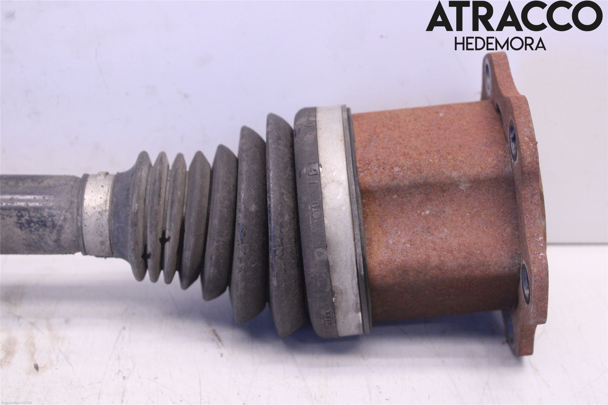 Audi A4/S4 08-11 Drivaxel Fram Höger