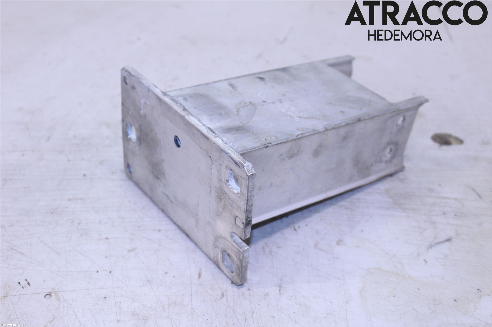 Audi A4/S4 08-11 Stötfångarbärjärn Fram