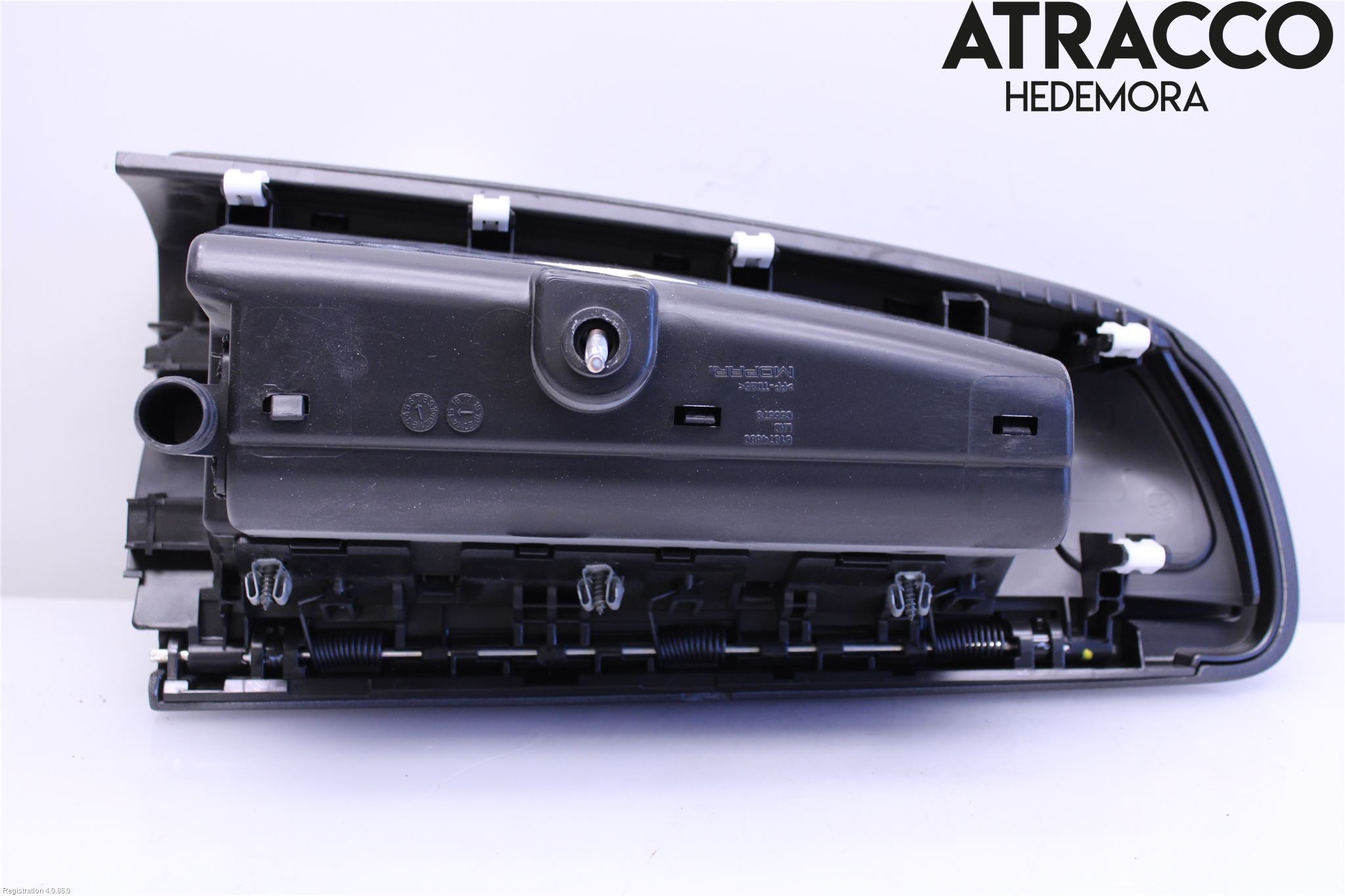 Fiat 500X 15- Handskfack