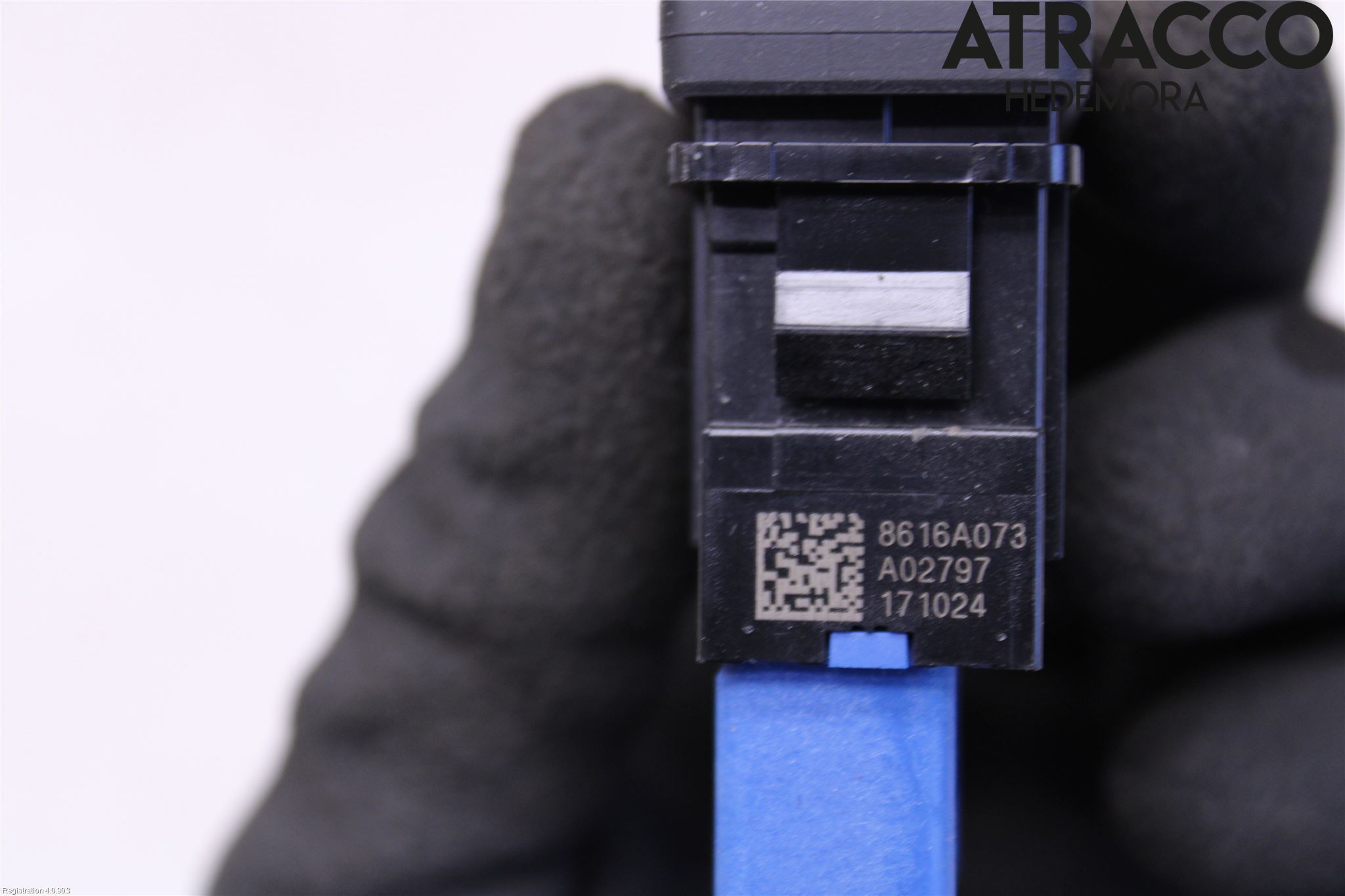 Mitsubishi OUTLANDER 13-21 Strömställare Baklucka