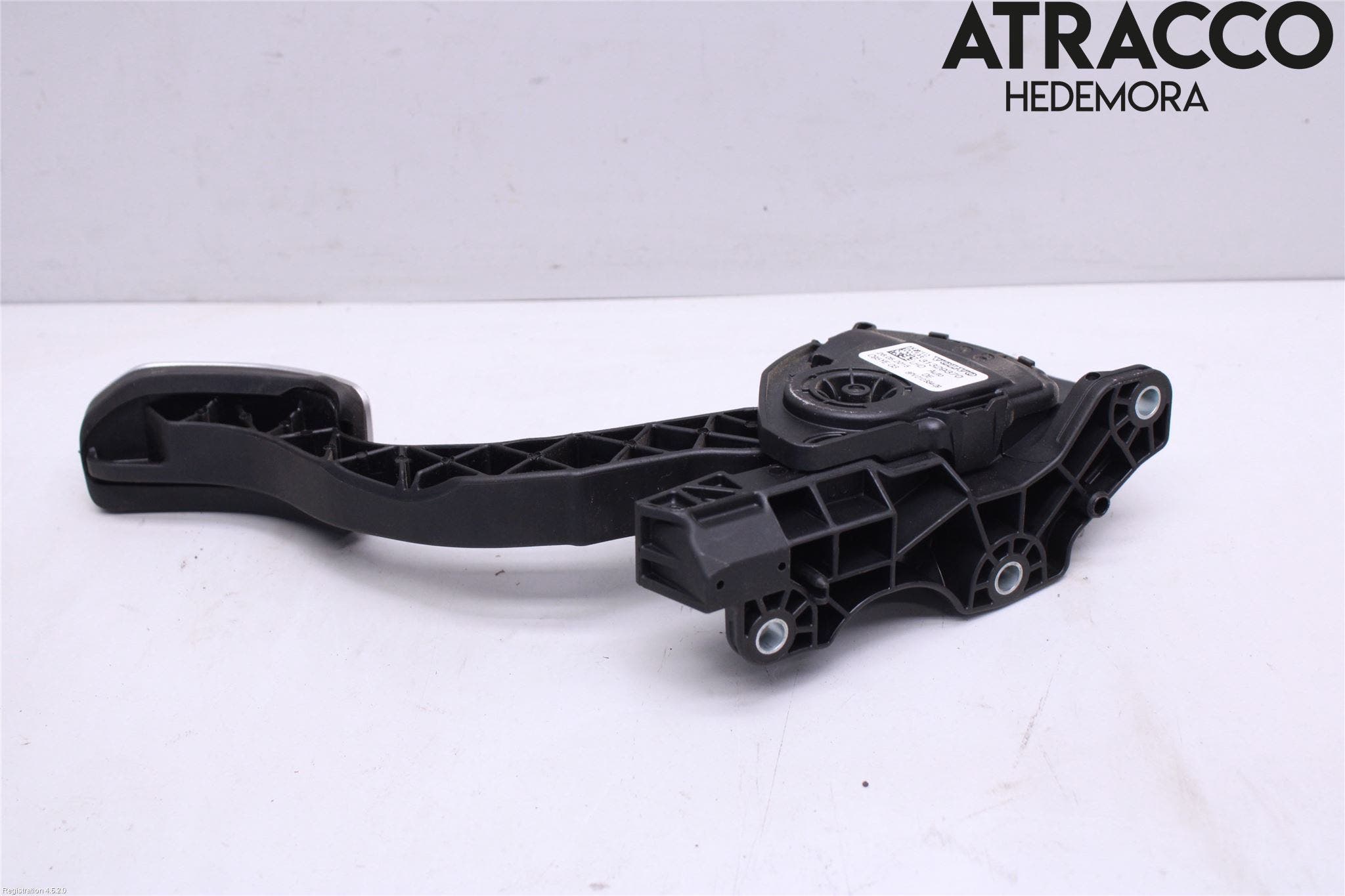 Volvo V70 14-16 Gaspedal