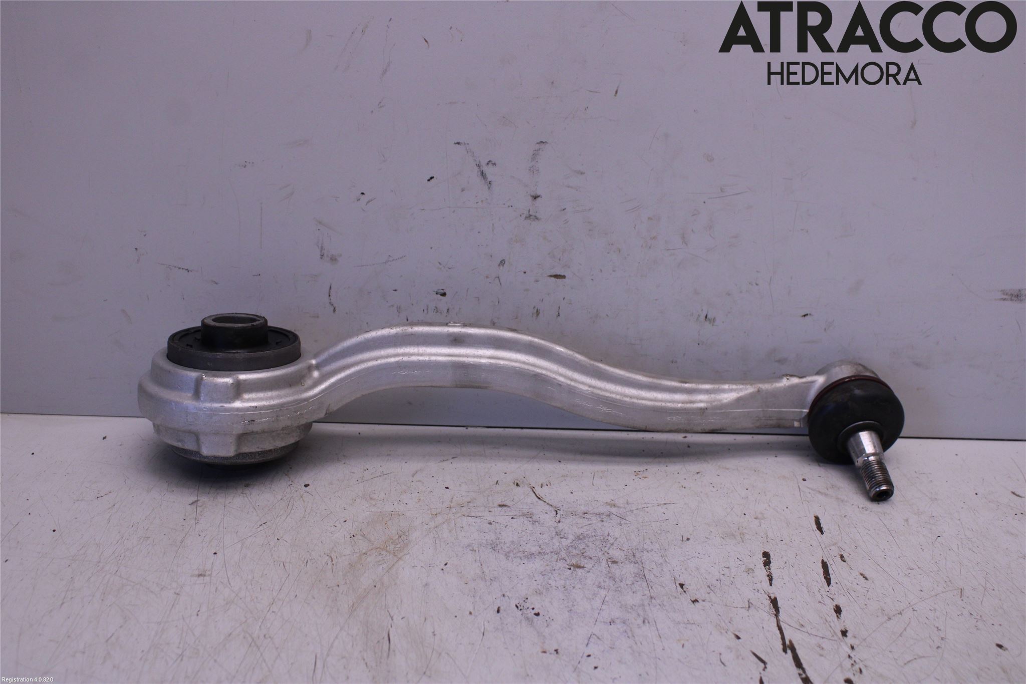 Mercedes-Benz MB C (203) 00-07 Bärarm Fram Undre Hö