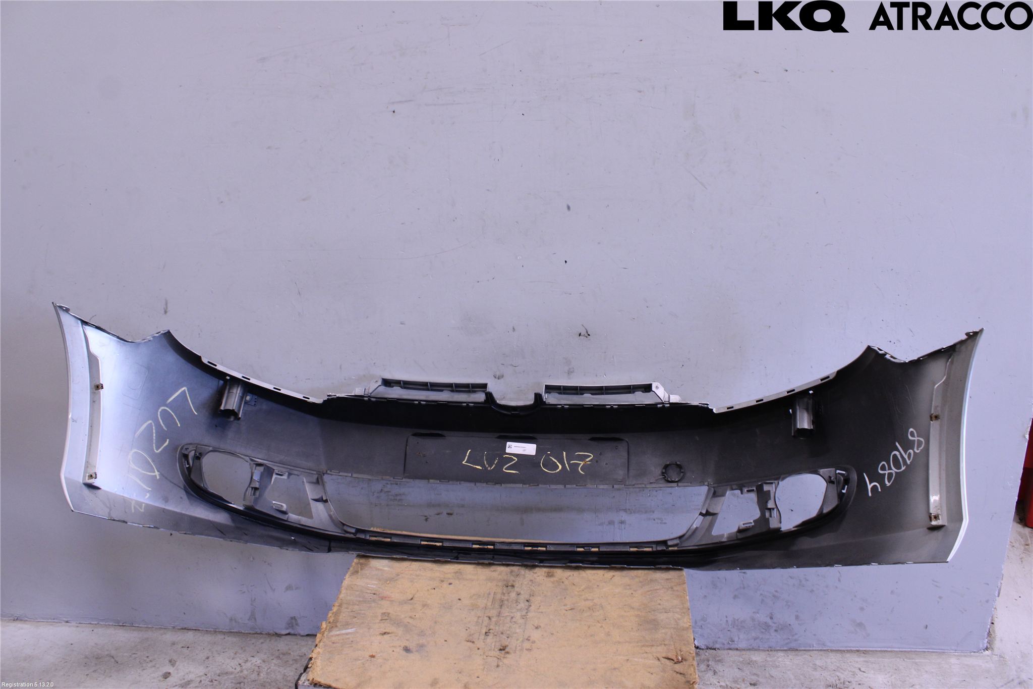 Volkswagen VW GOLF VI 09-13 Stötfångarbeklädnad Fram