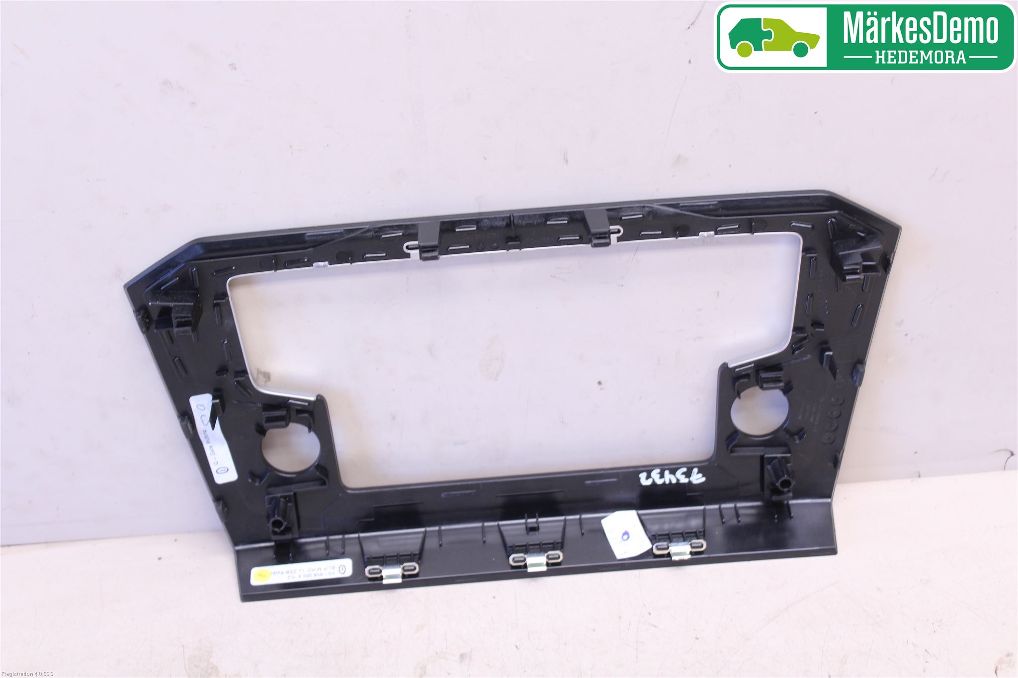 Volkswagen VW PASSAT 15-19 Instrument-Radio Sarg