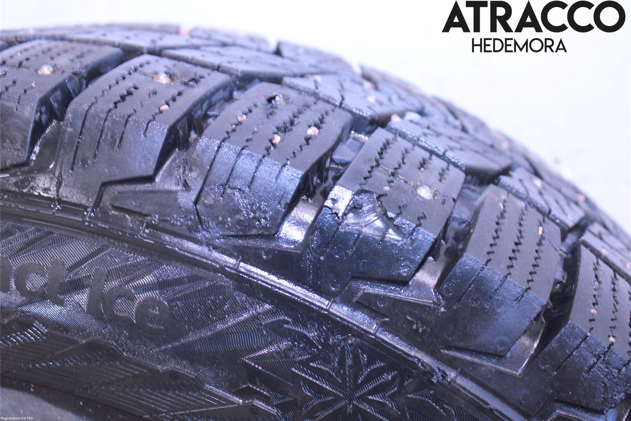 Ford TRANSIT SKÅP/BUSS 14-22 Vinterdäck Med Fälg