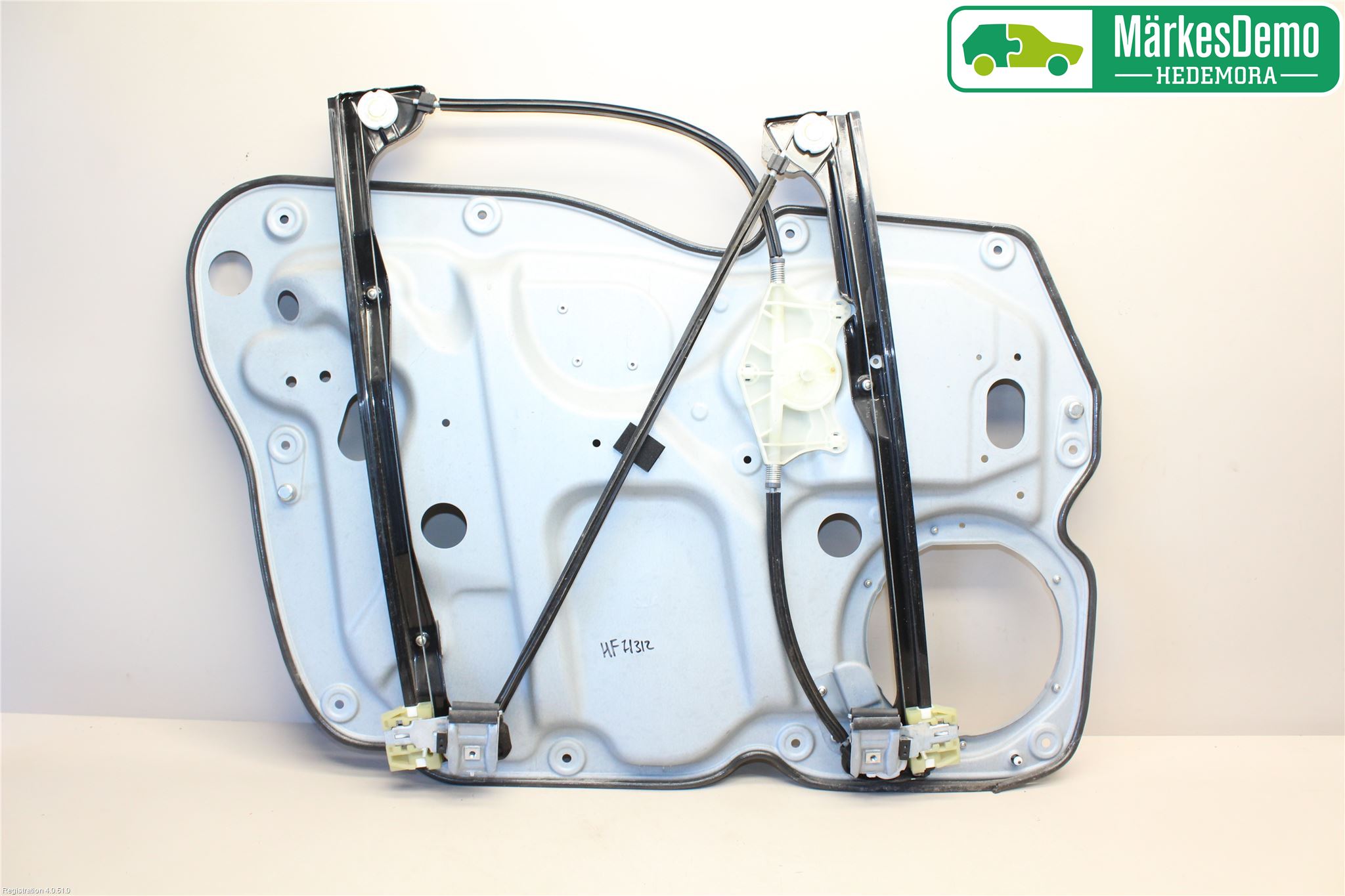 Volkswagen VW CADDY      04-10 Fönsterhiss El Kompl