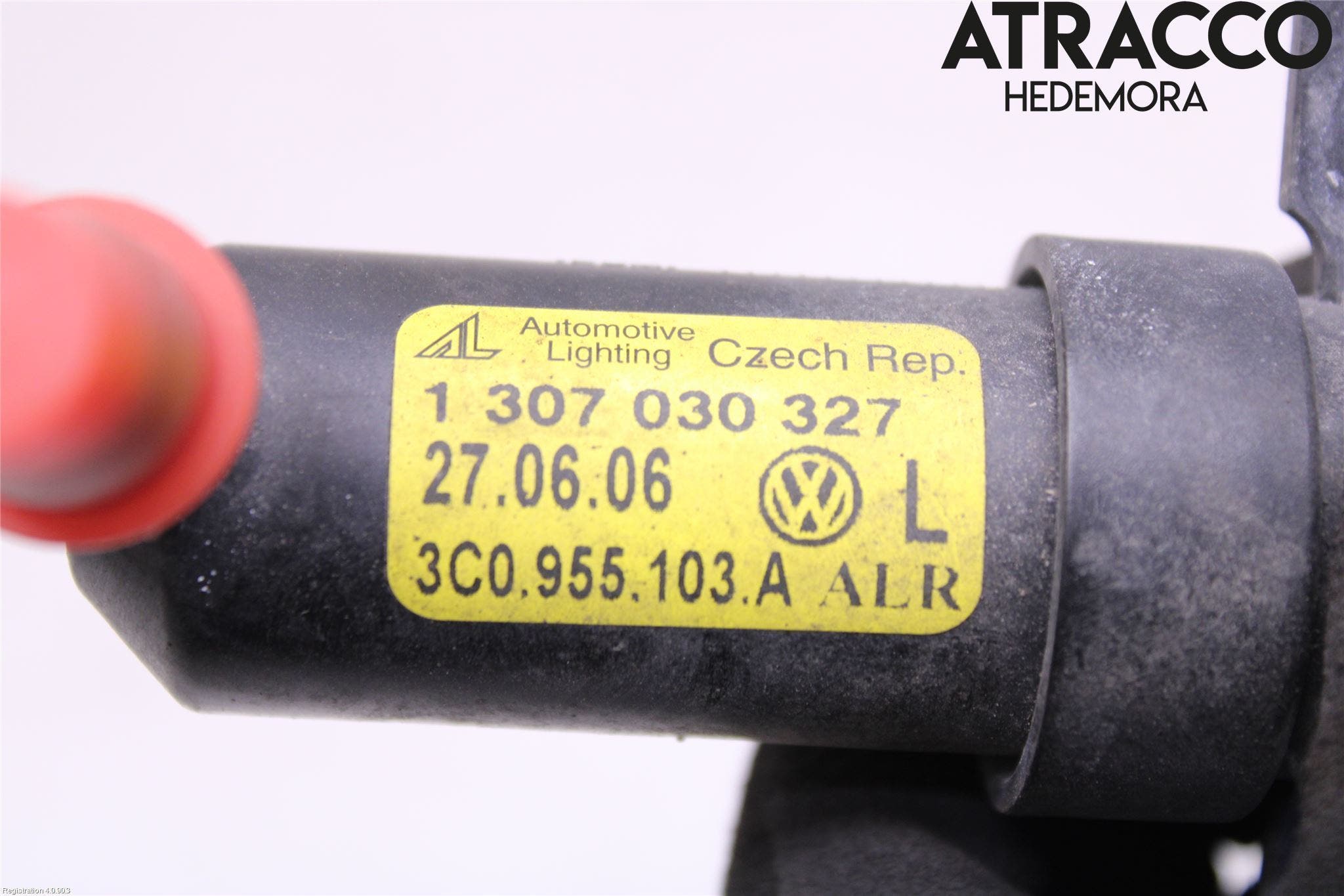 Volkswagen VW PASSAT 05-11 Spolarmunstycke Strålkastare