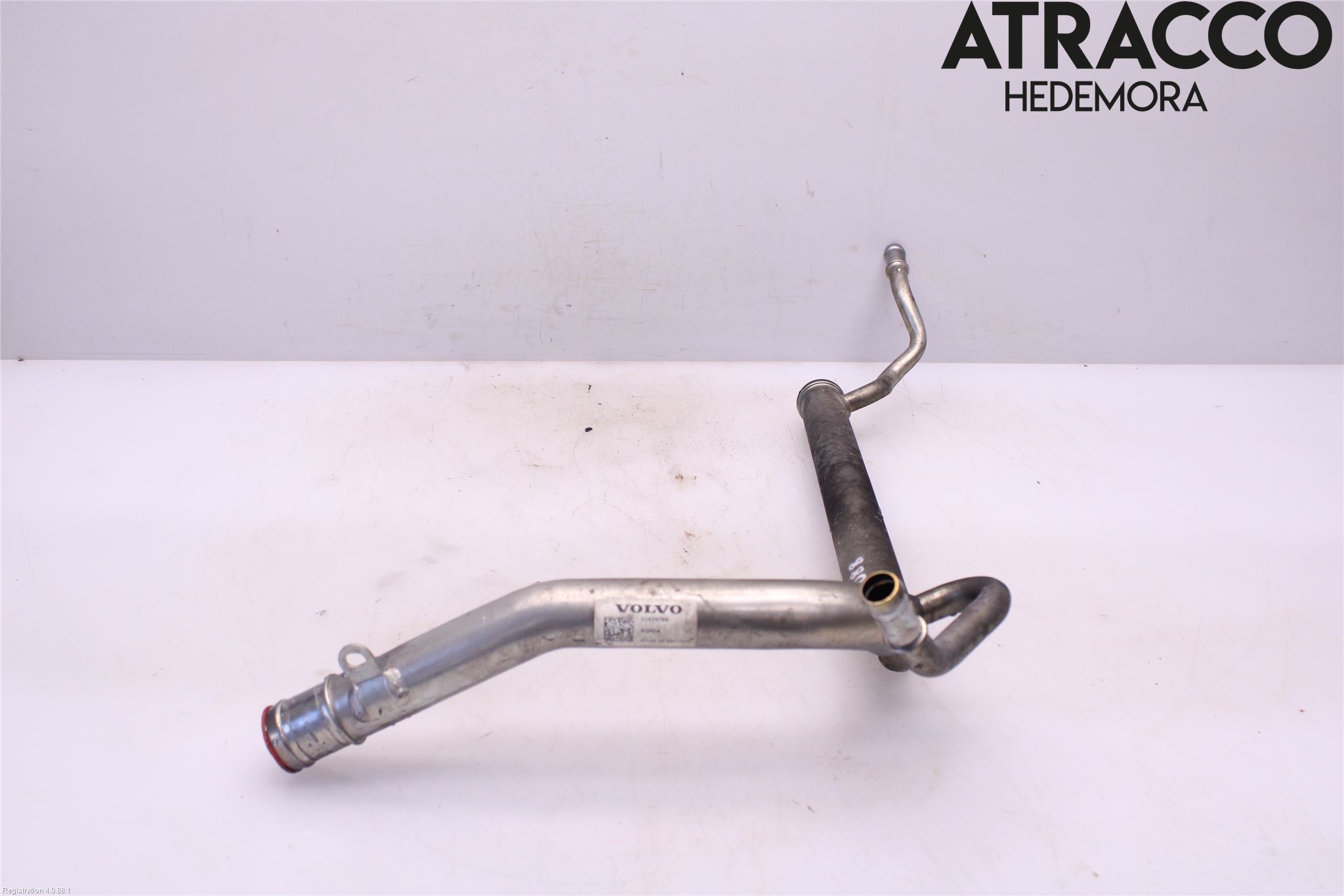 Volvo S90 17->> Kylarslang Fäst På Motor