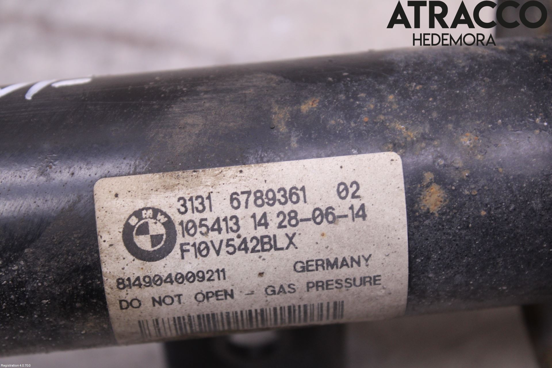 BMW 5 F10/F11/F18 09-17 Fjäderben Fram Vänster
