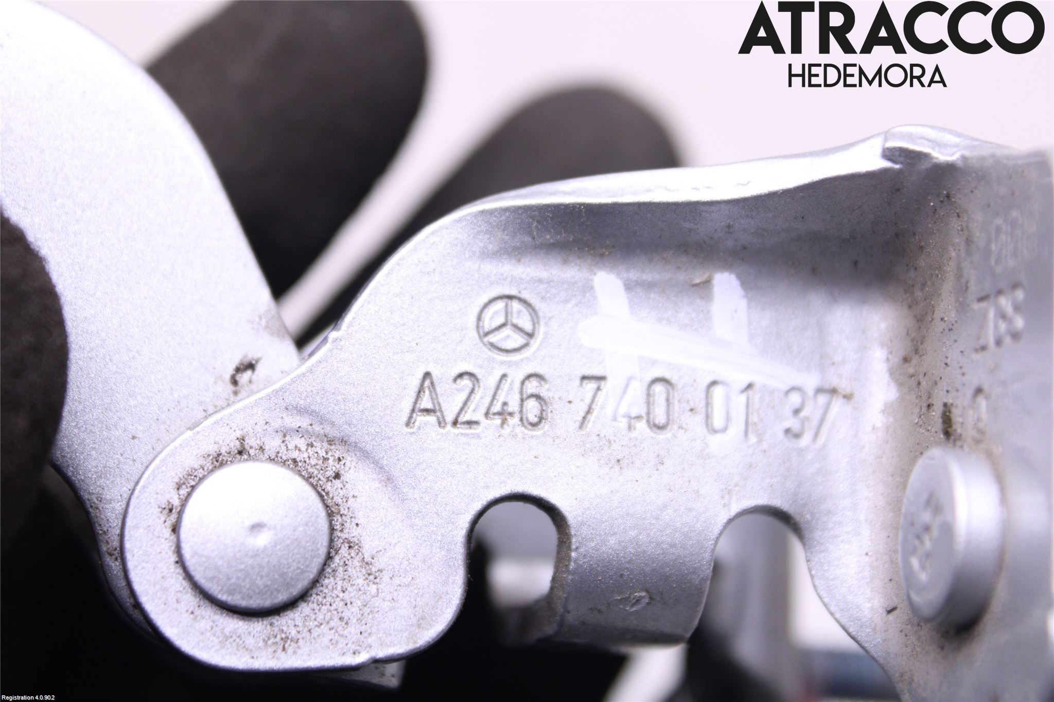 Mercedes-Benz MB B-KLASS (W245) 05-12 Bakluckegångjärn Hö