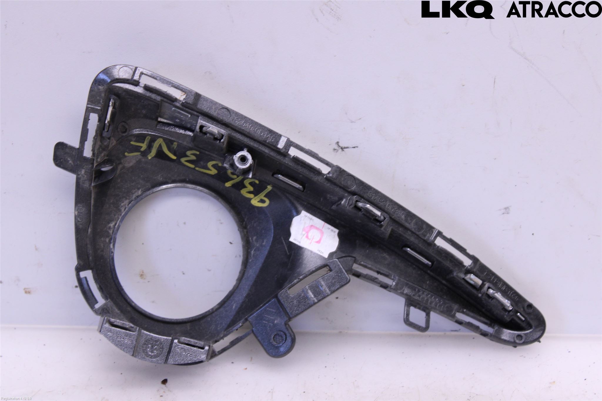 Toyota YARIS XP130 15-20 Dimljussarg Fram
