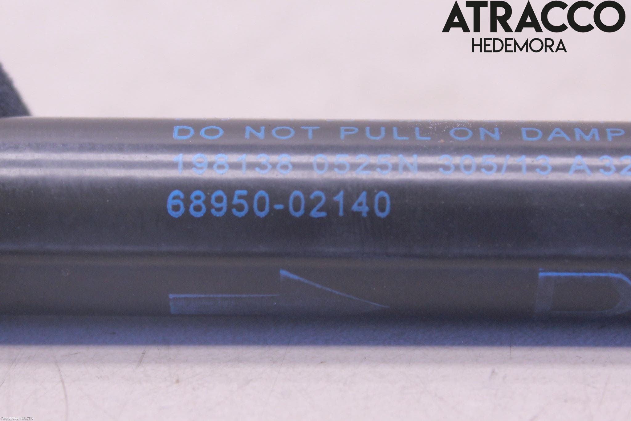 Toyota AURIS 13-19 Gasfjäder Baklucka