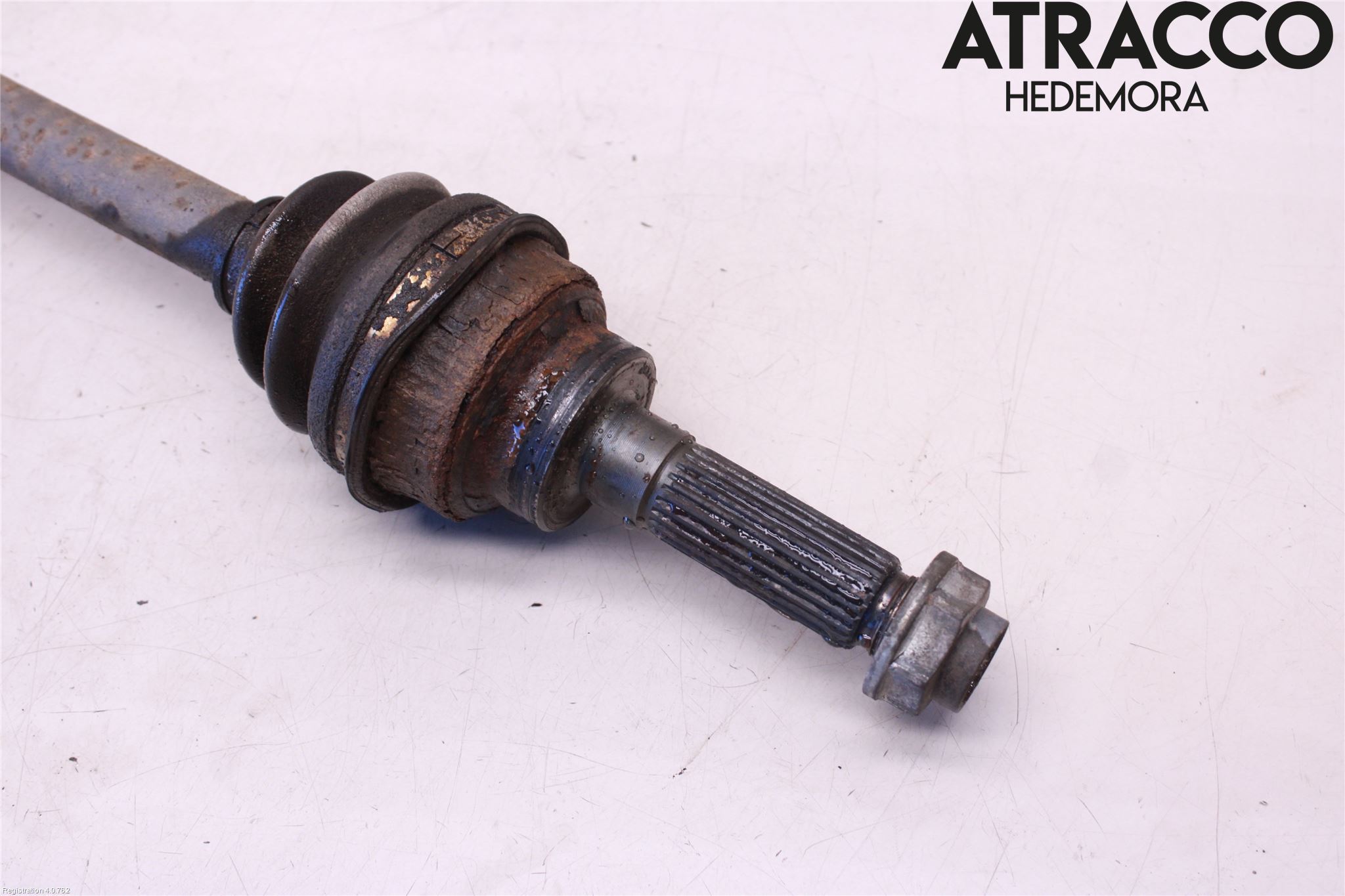 Subaru IMPREZA II  03-05 Drivaxel Bak Vänster