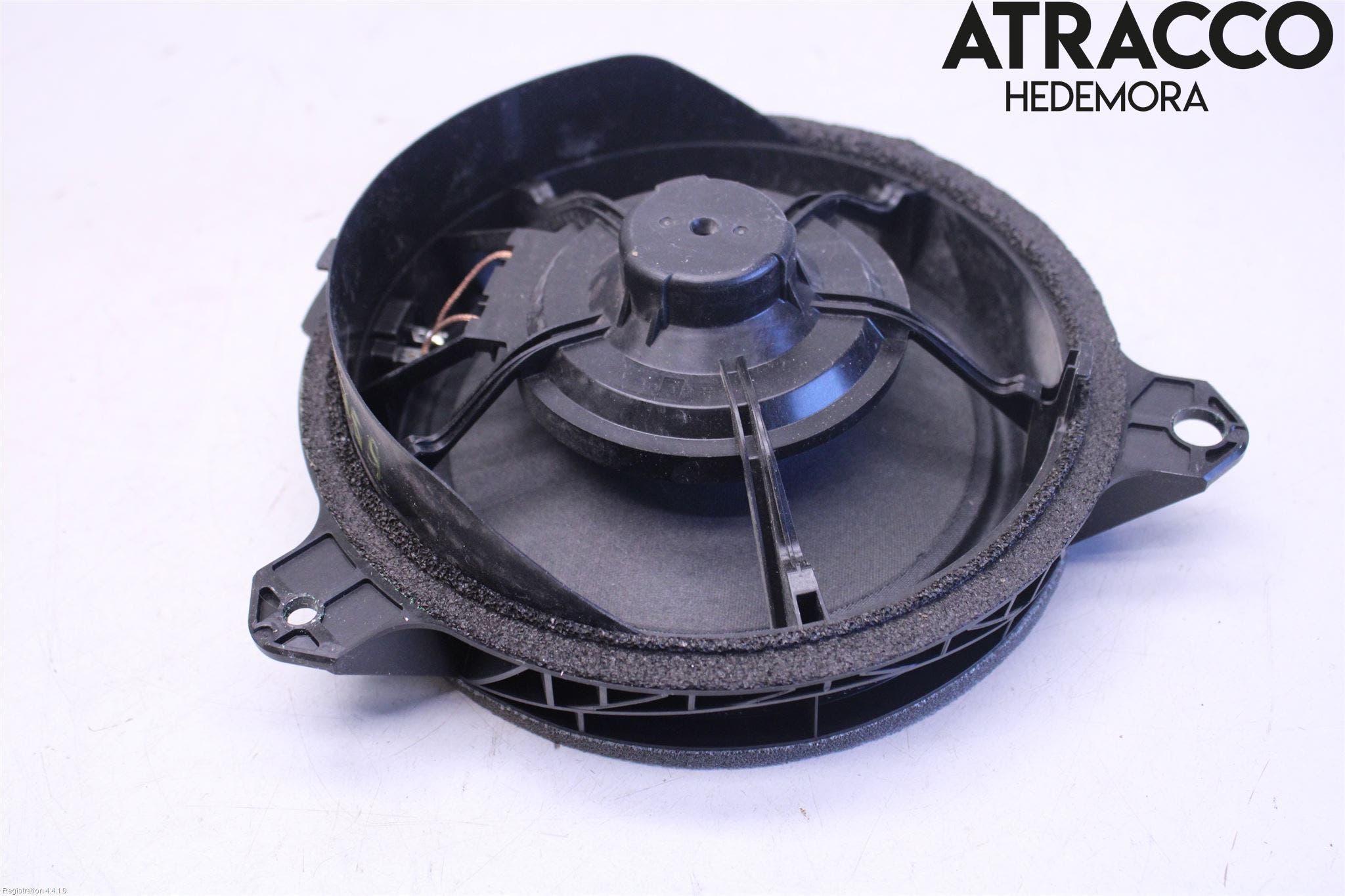 Toyota YARIS XP21 20- Högtalare