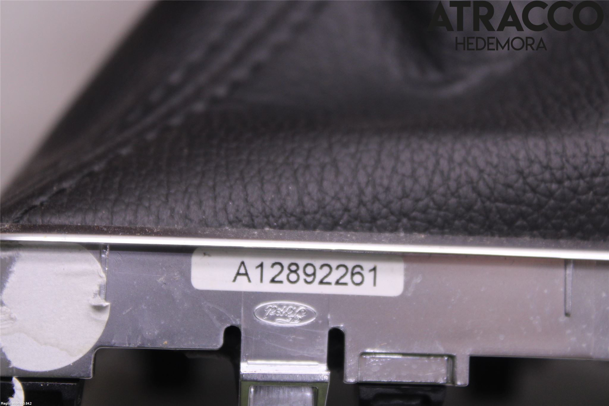 Ford FOCUS 15-18 Växelspaksdamask