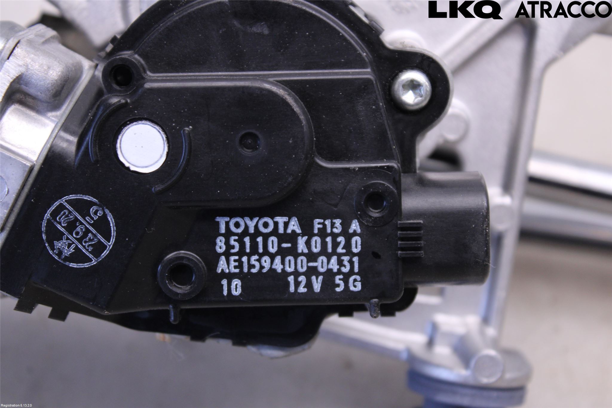 Toyota YARIS XP21 20- Torkarmotor Vindruta