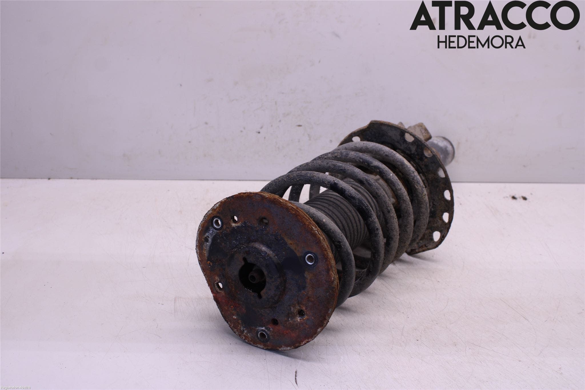 Volvo V70 08-13 Fjäderben Fram Höger