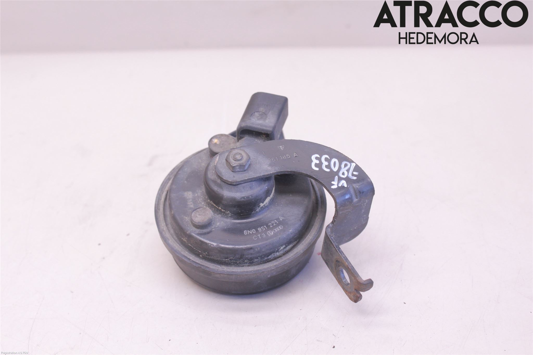 Porsche CAYENNE 03- Signalhorn