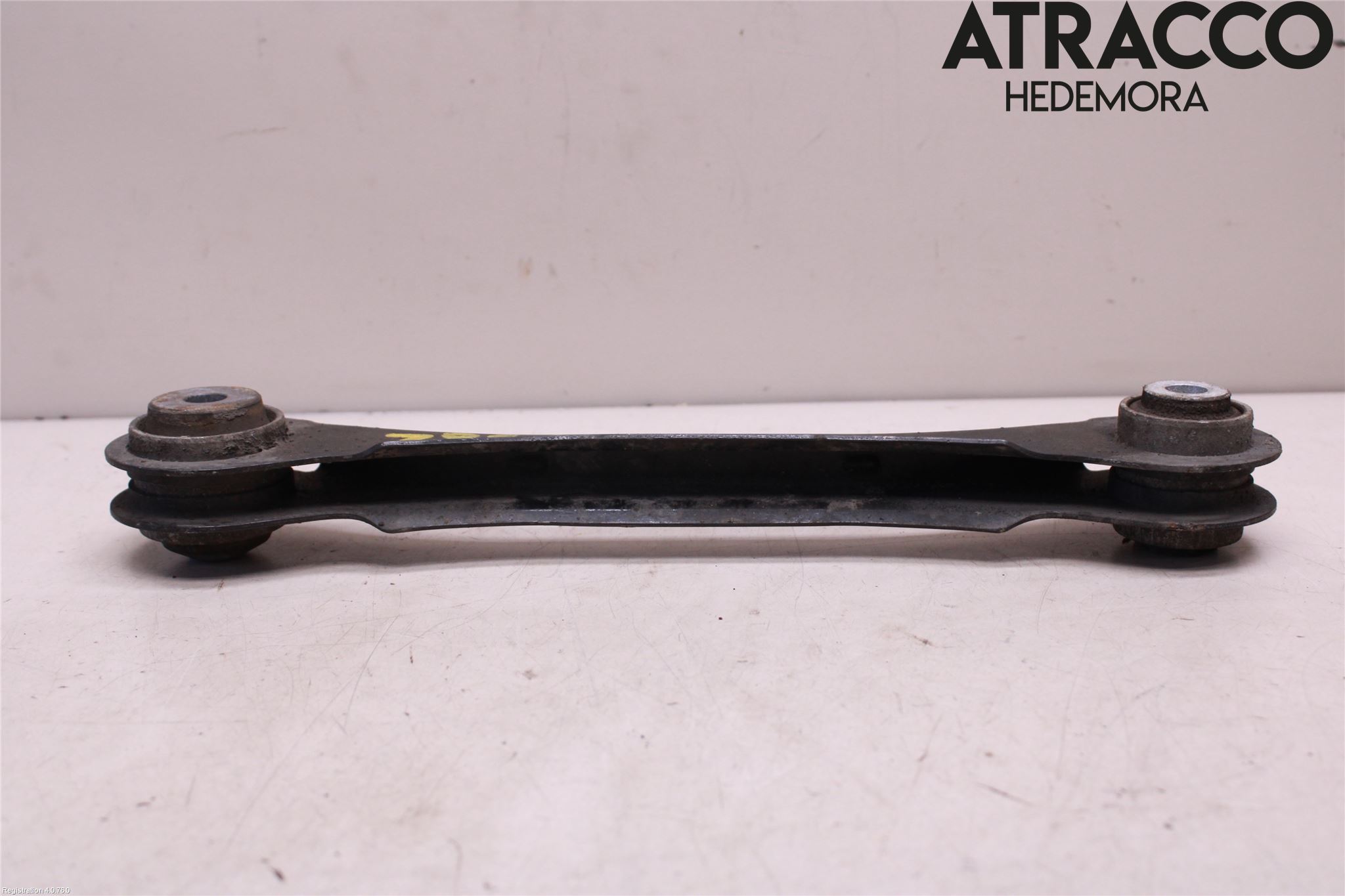BMW 1 F20/F21 11-19 Bärarm Bak Övre Höger
