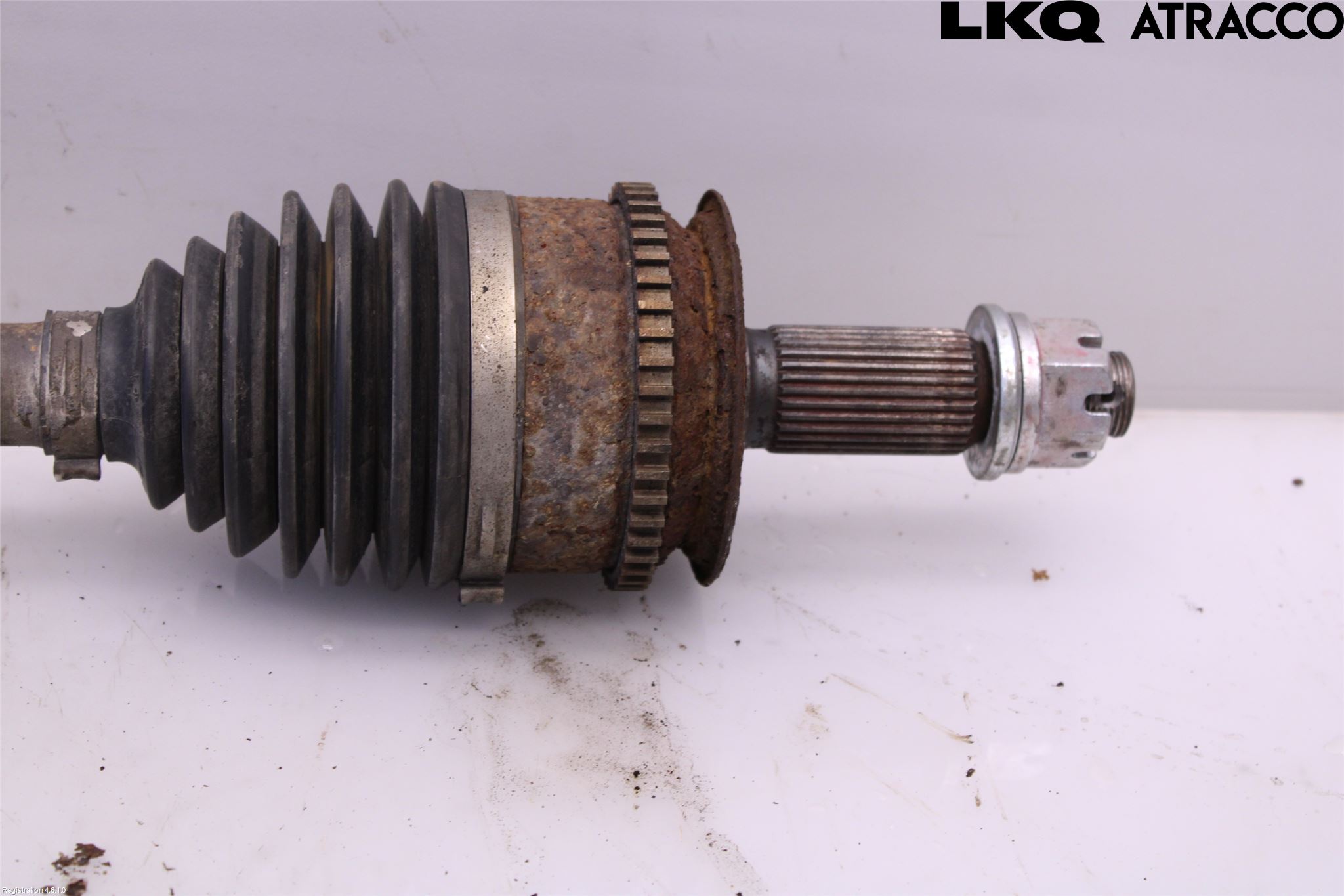 Mitsubishi L200 16-23 Drivaxel Fram Vänster