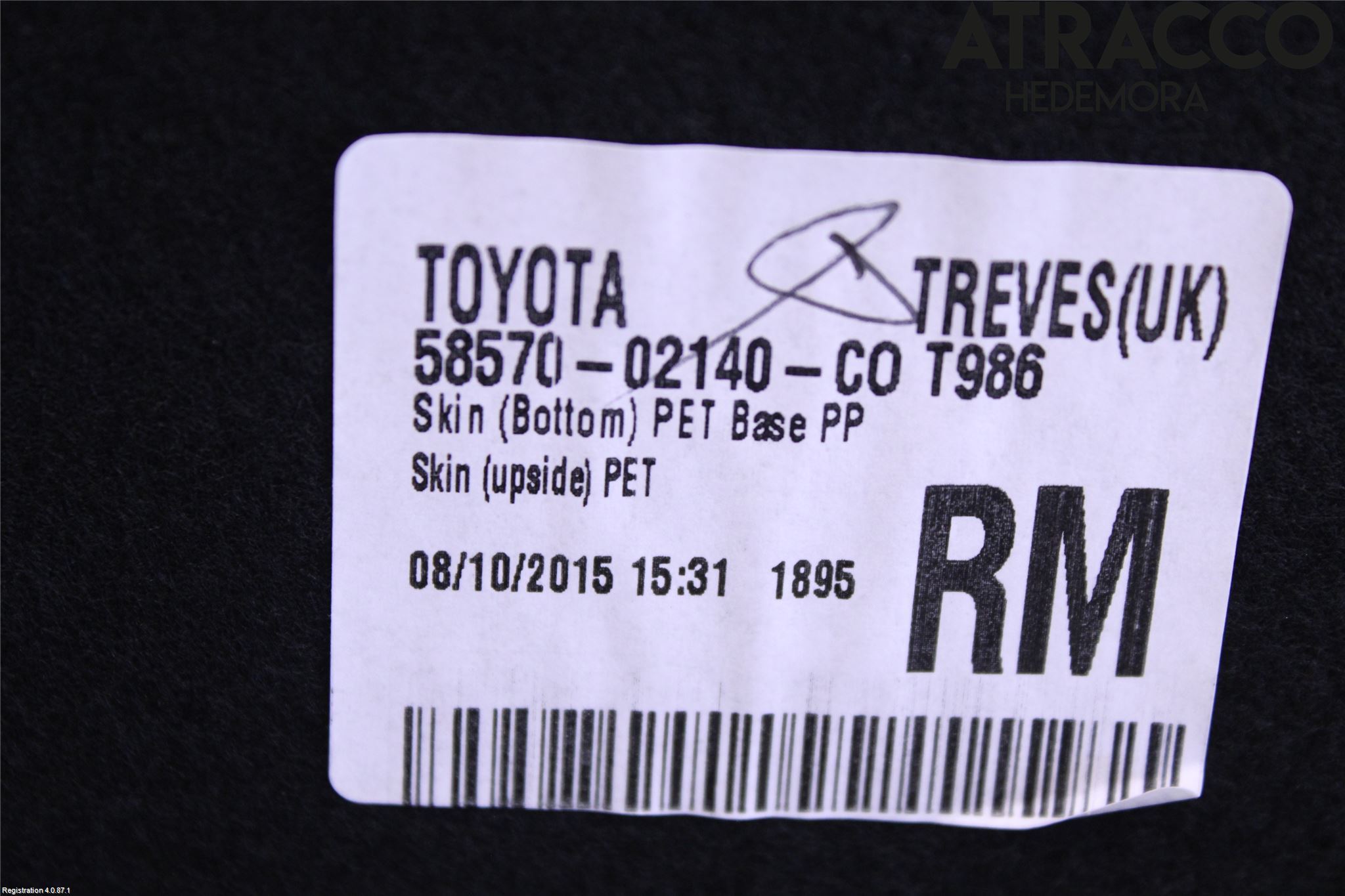 Toyota AURIS 13-19 Inrbagagerumklädsel-Golv