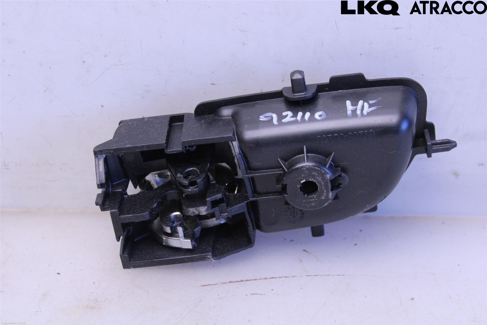 Toyota YARIS XP130 12-14 Dörrhandtag Inre Hö