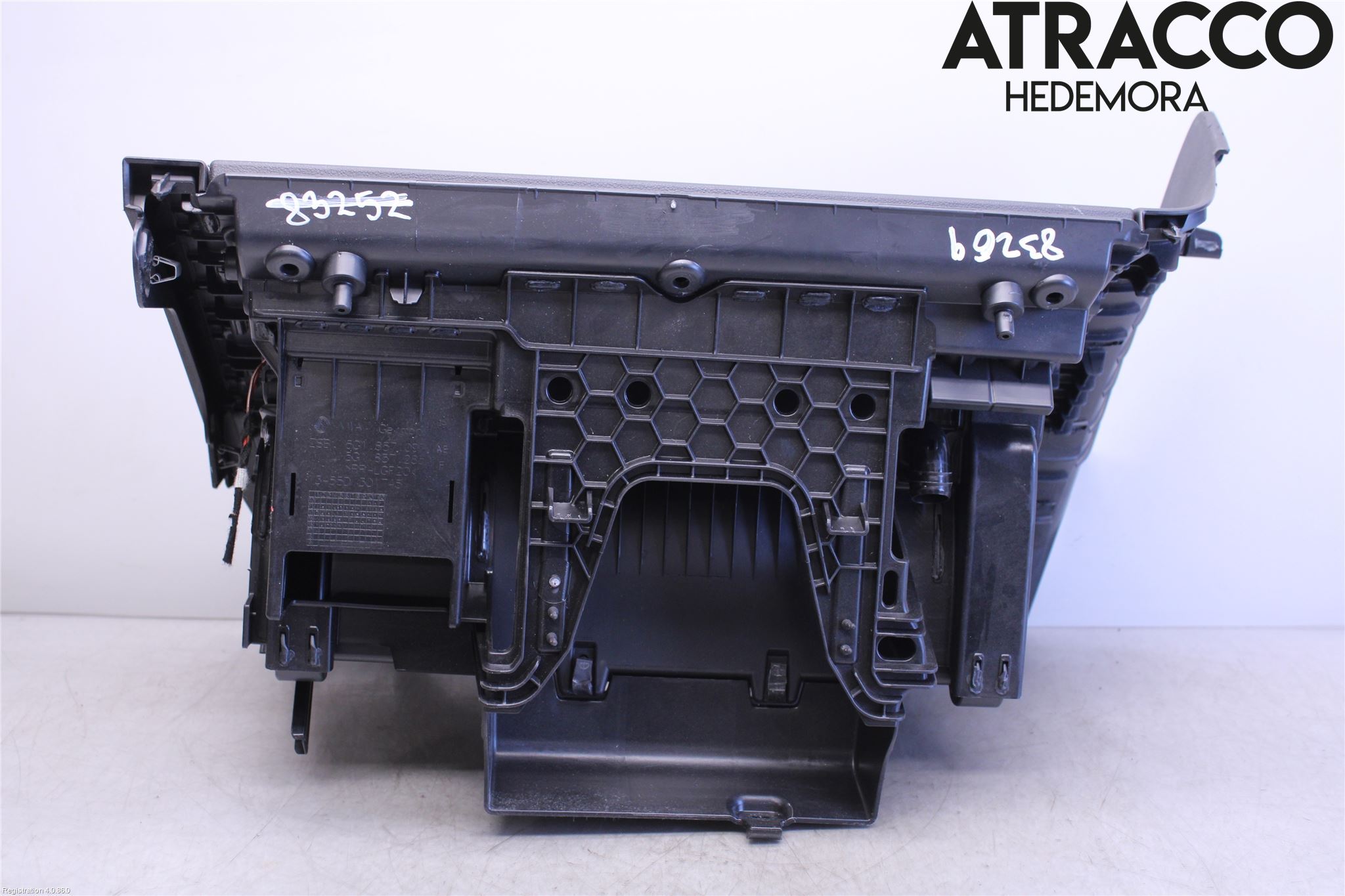 Volkswagen VW GOLF / E-GOLF VII 13-20 Handskfack