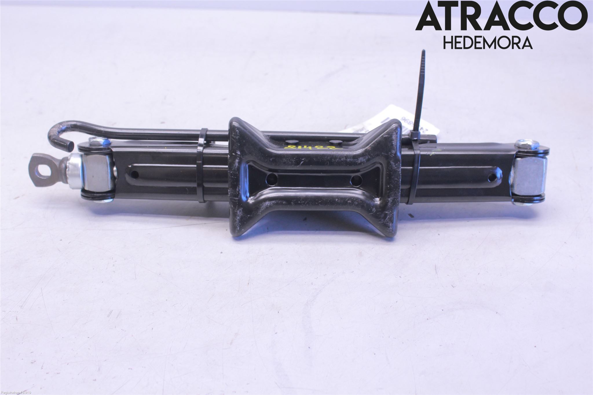 Hyundai i40 08-15 Domkraft