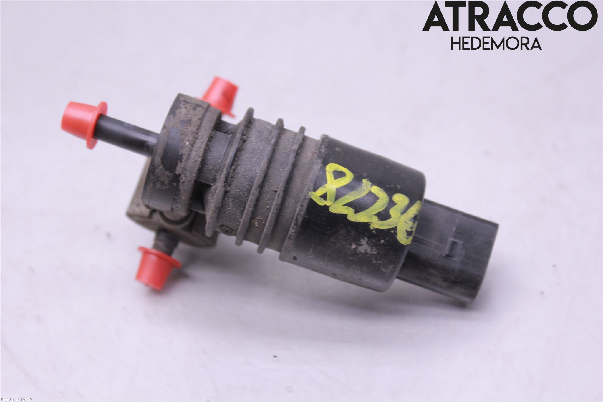 Volkswagen VW PASSAT 11-14 Spolarpump Vindruta