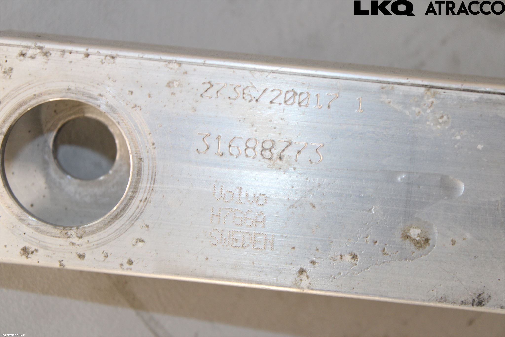 Volvo XC60 18- Kylarfäste-Ram-Balk