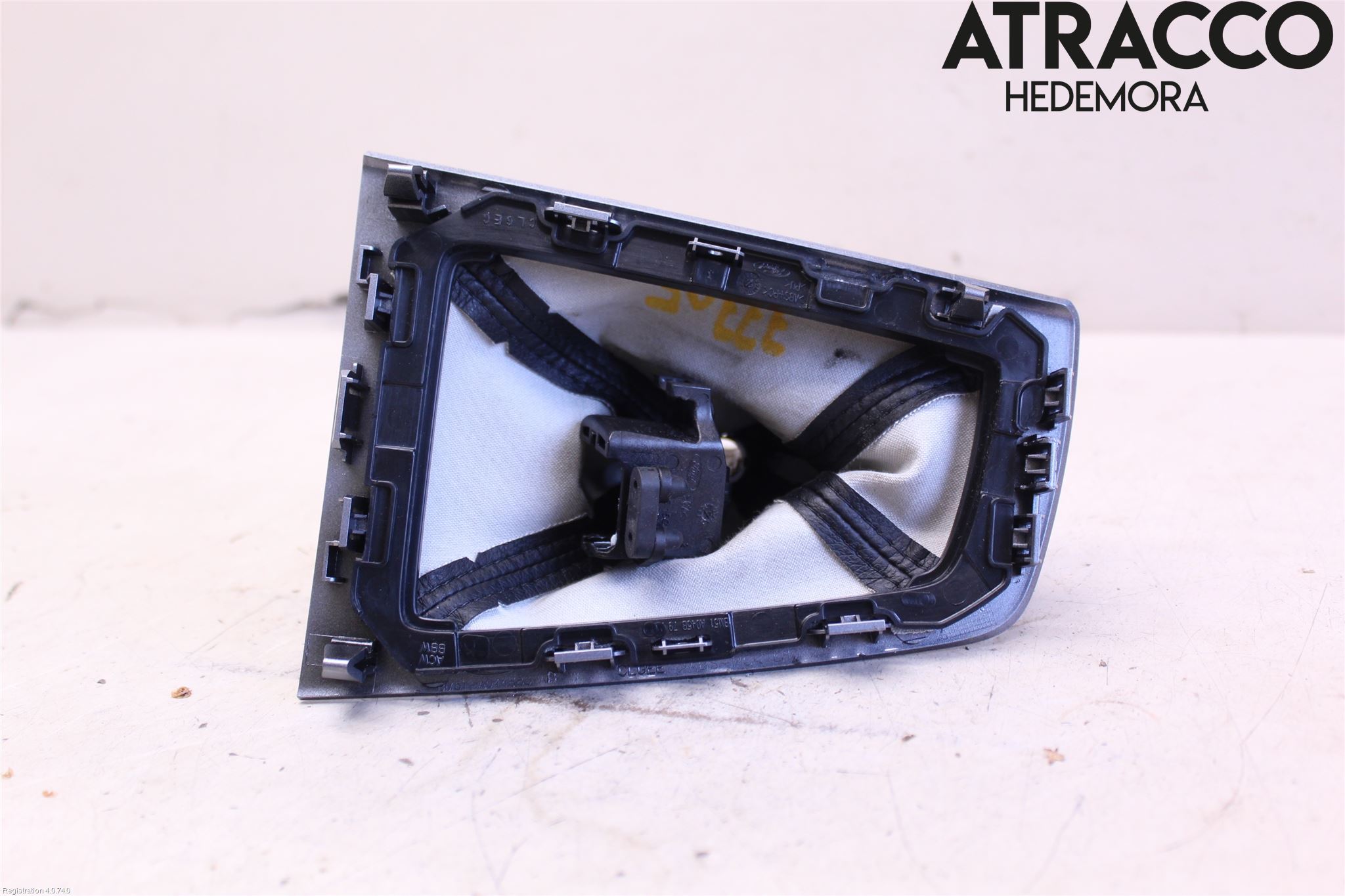 Ford FOCUS 11-14 Växelspaksdamask