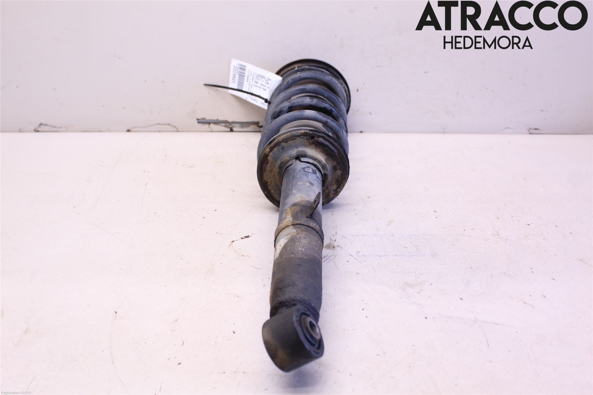 Lexus IS 220d/250/350 06-13 Fjäderben Fram Vänster