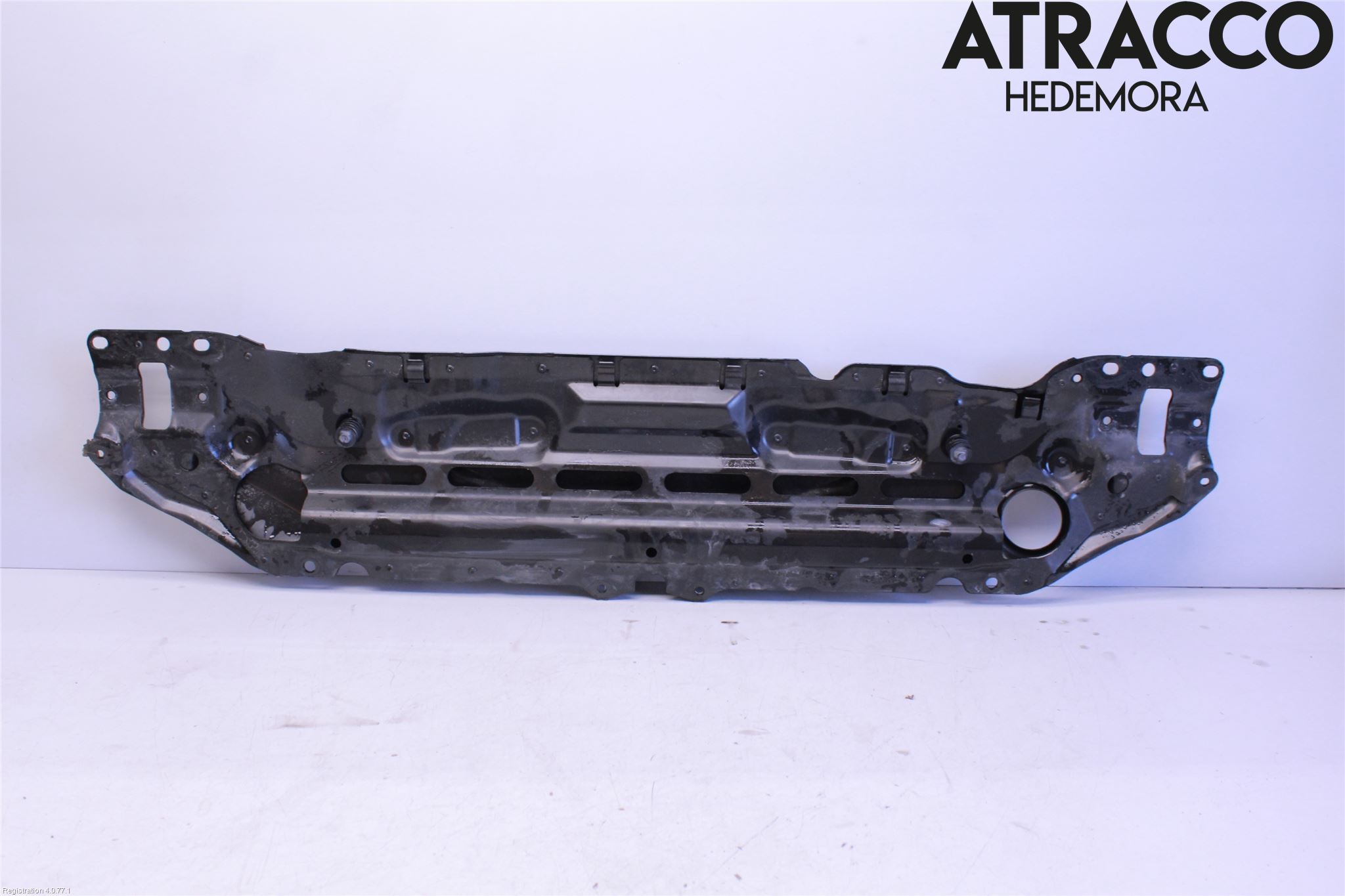 BMW 5 E60/61 Sed/Tou 02-10 Front Huvlåsplåt-Balk