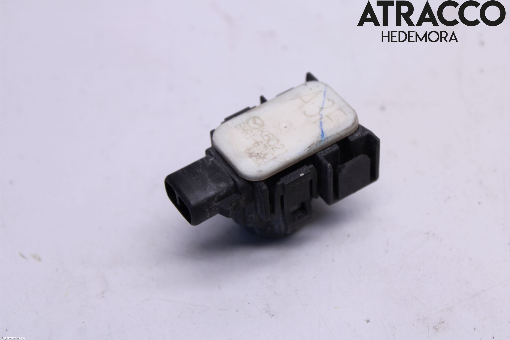 Mazda 3 III 14-19 Parkeringshjälp Frontsensor