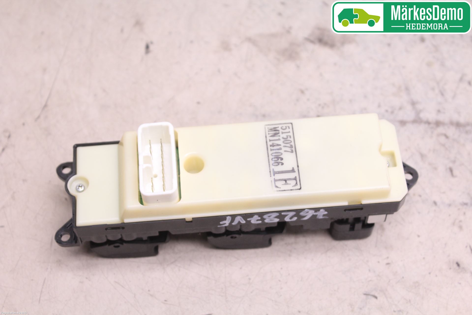 Mitsubishi GRANDIS Strömställare Elhiss